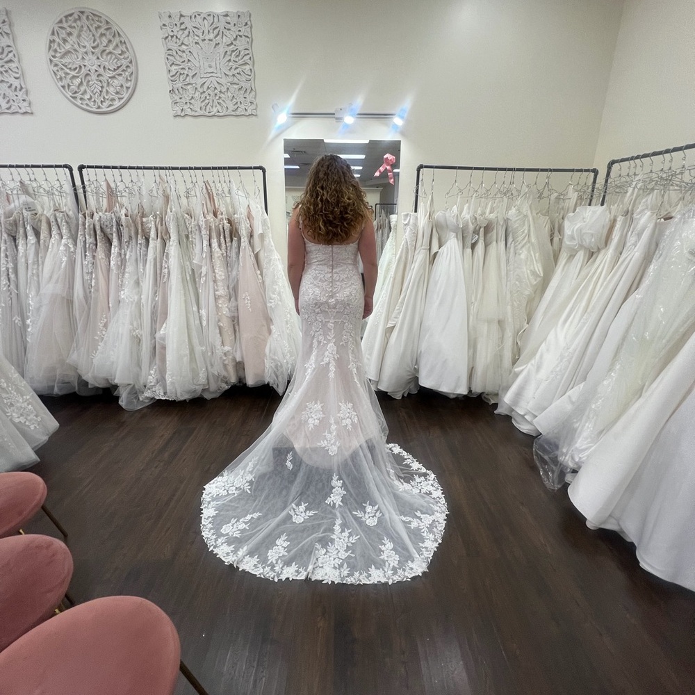 Stella York White Lace Wedding Dress NWT